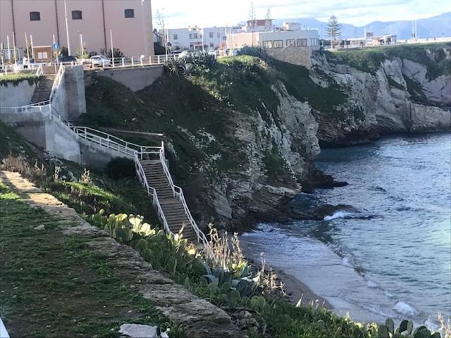 Bed and Breakfast By The Sea Terrasini Exterior foto